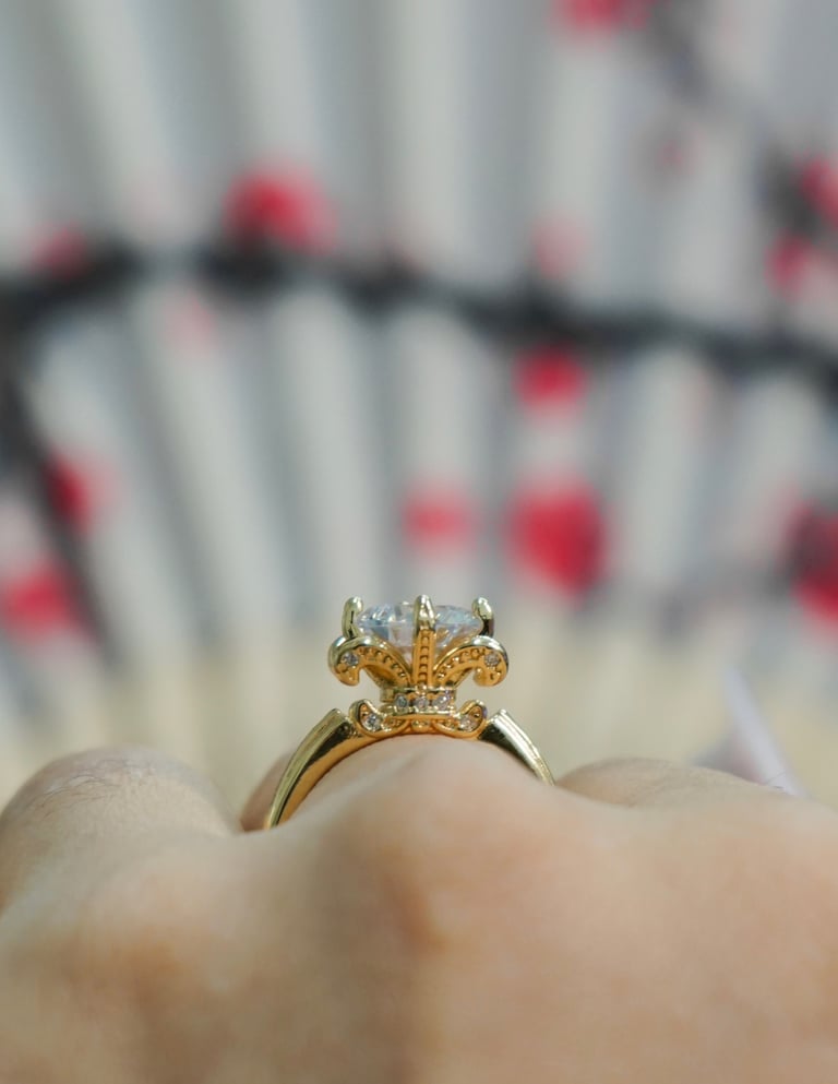 april β24 diamond collection Image 4