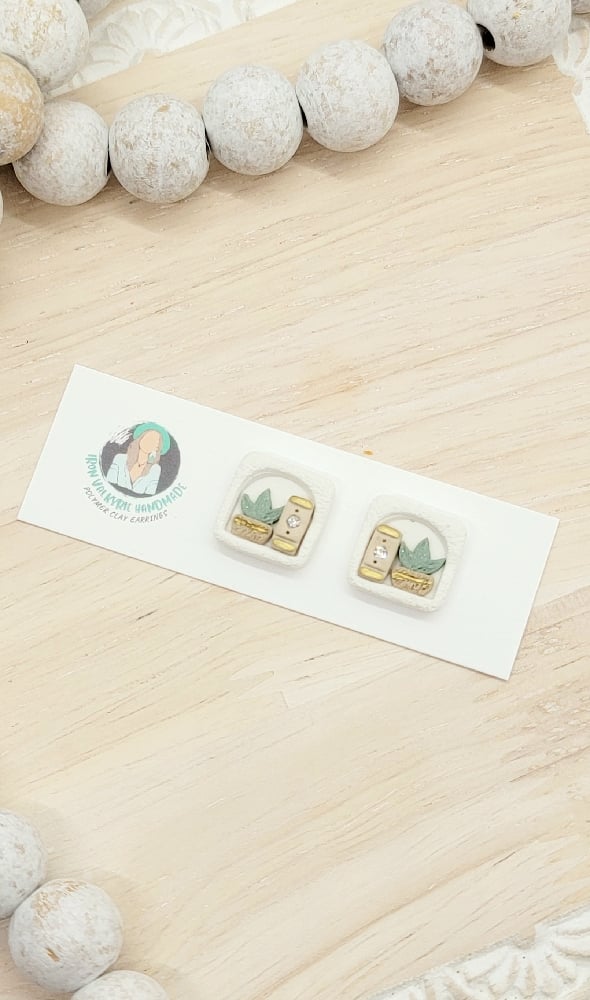 Image of Boho Bookshelf Studs