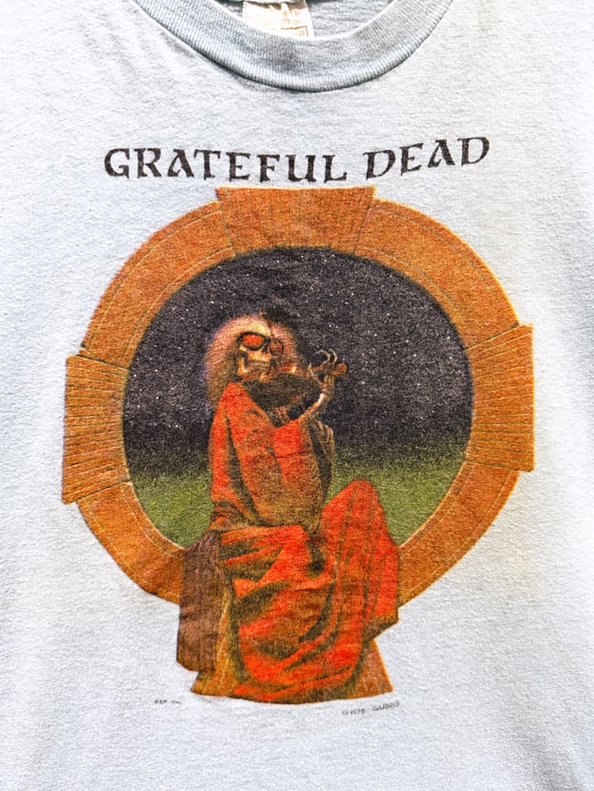 Grateful Dead 1975 Blues for Allah T-Shirt - Size SM