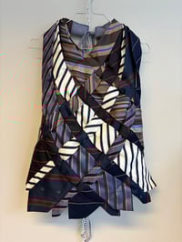Image 1 of Tie top, stripes (xs-l)