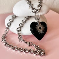 Image 2 of Chunky Heart and Heartburst Carabiner Chain Black