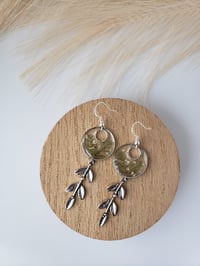 Floral Leaf Drop Earrings 