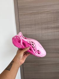 pink runners (sz 8)