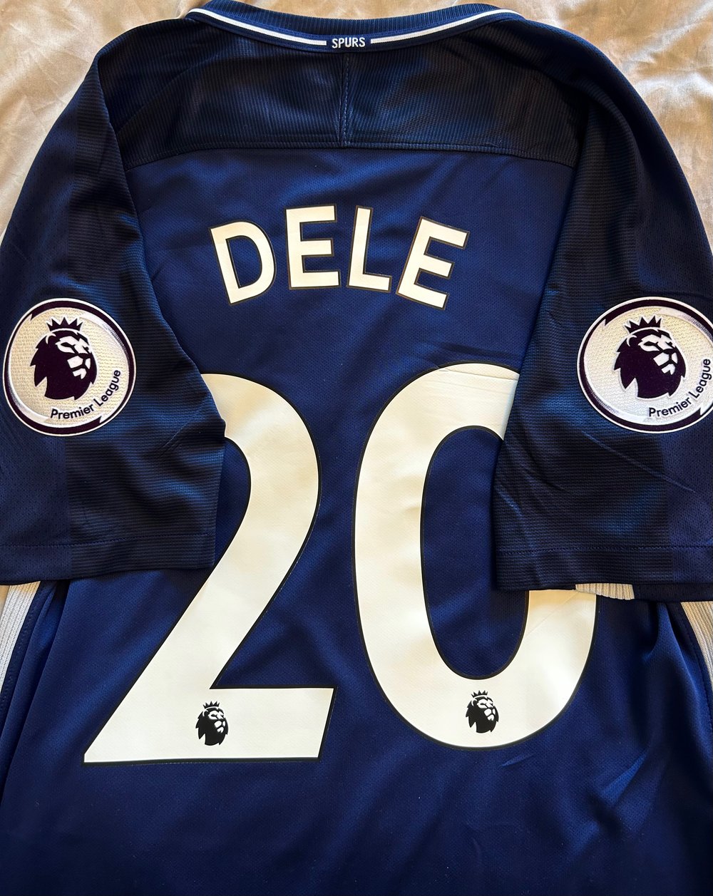 Image of Tottenham Hotspur “DELE 20” 2017/18 Away Shirt + PL patches (M)