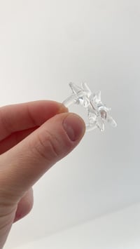 Image 2 of Bague étoile de verre