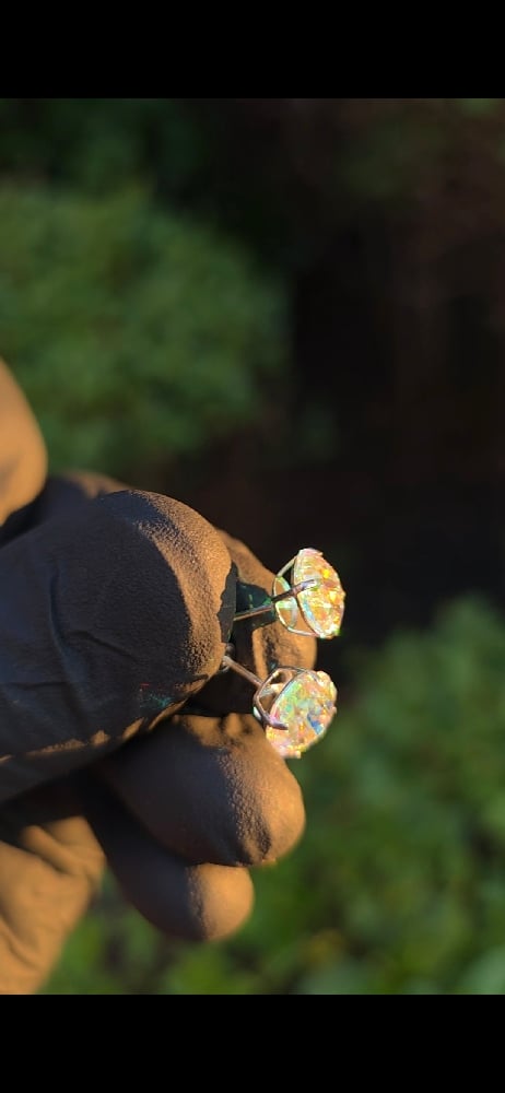 Image of Aurora Studs 8mm (2ct)