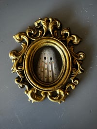 Image 1 of Fantasma con sábana estampada 