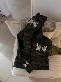 Image 3 of Dripping Camo Hoode windbreaker 