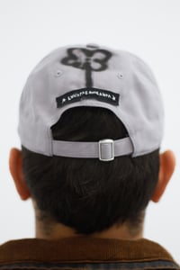 Image 2 of gorras de nube
