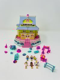 Image 1 of Polly Pocket vintage Le Club House