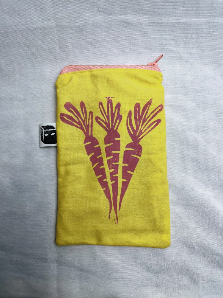 Image of handprinted UNI-BAG 01