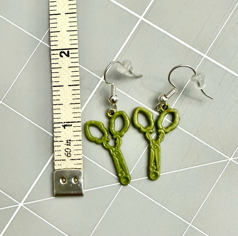 Image of Twisted Scissors Earrings