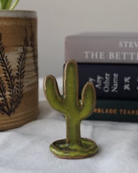 Image 2 of Saguaro Ring Holder ‘LIME’