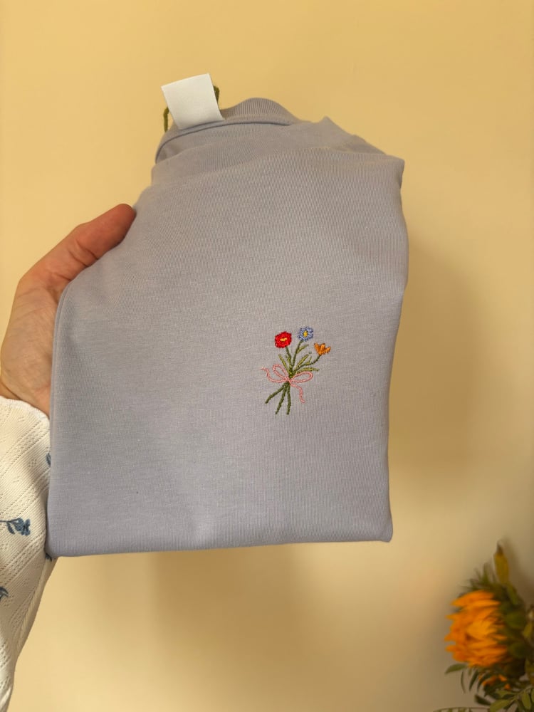 Image of 5-6 lavender tee