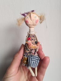 Image 4 of Two little birds