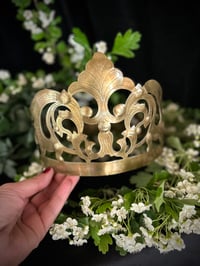 Image 1 of Authentique couronne du XIXème siècle en laiton martelé, ajustable! 