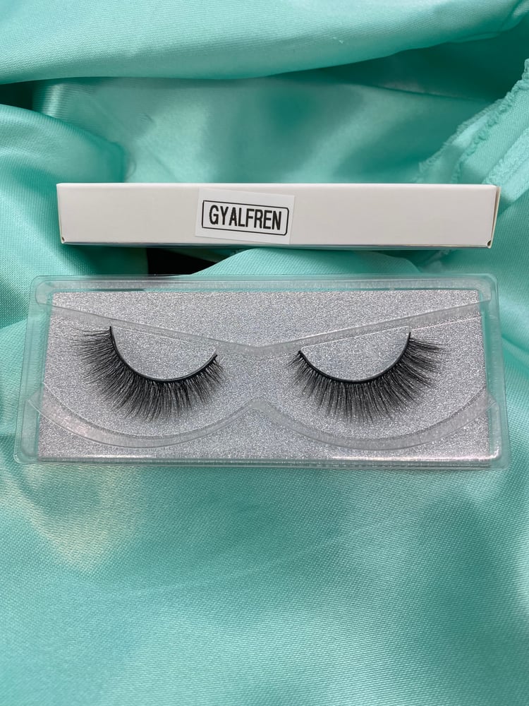 Image of Lotus Lashes LITE