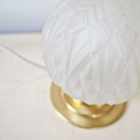 Image 2 of Lampe à poser art déco géométrique .