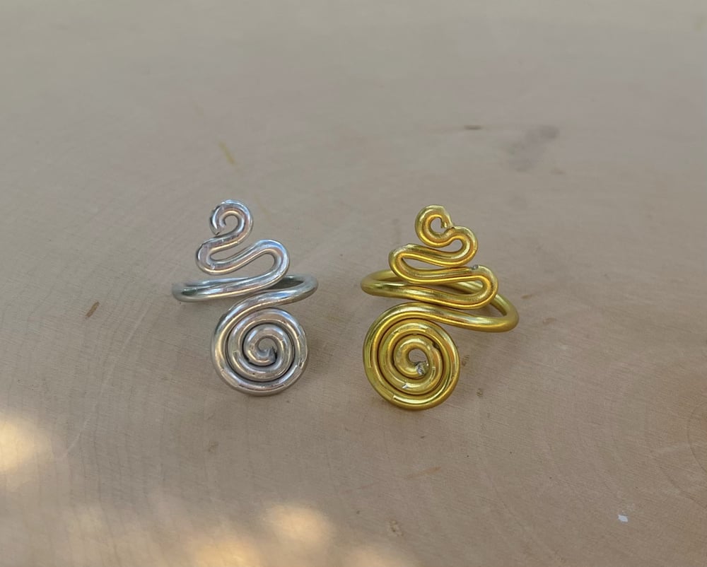 Image of Funky Swirl Ring
