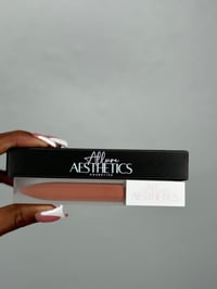 Image 4 of Allure Gloss (Mocha Dreams)