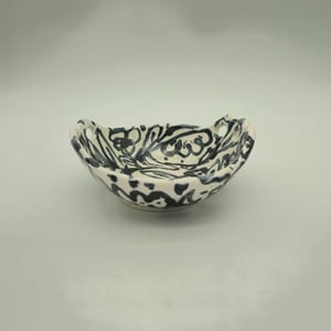 Image of FLOWERS FORAGE BOWL - SMALL