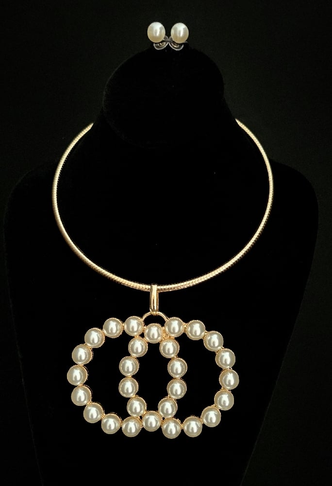 Image of Pearl & Gold Beauty Necklace Set 