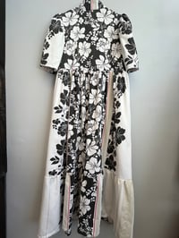 Image 7 of Black and white Ella dress (l)