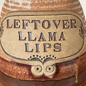 Image of LLAMA LIPS CANISTER