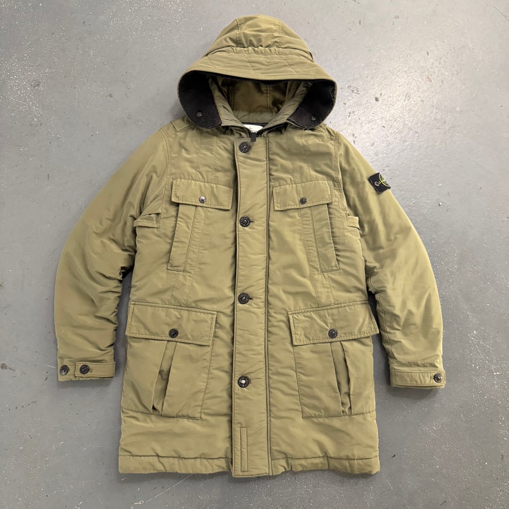 STONE  Micro reps Primaloft ジャケット Stone Island - DARK GREEN MICRO TWILL PRIMALOFT® DOWN JACKET – LE