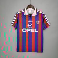 Image 1 of Bayern Munich 1995/97 Home
