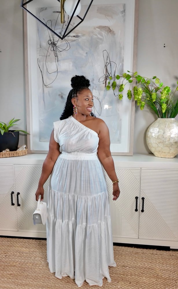 Image of The Amour Maxi Dress (White) 