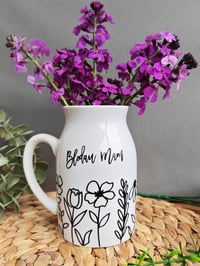 Image 4 of Blodau Mam Vase