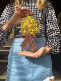 Image 2 of Daffodil - Flower Girl