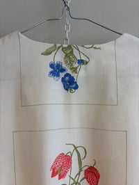 Image 9 of Flower Molly shirt (medium)