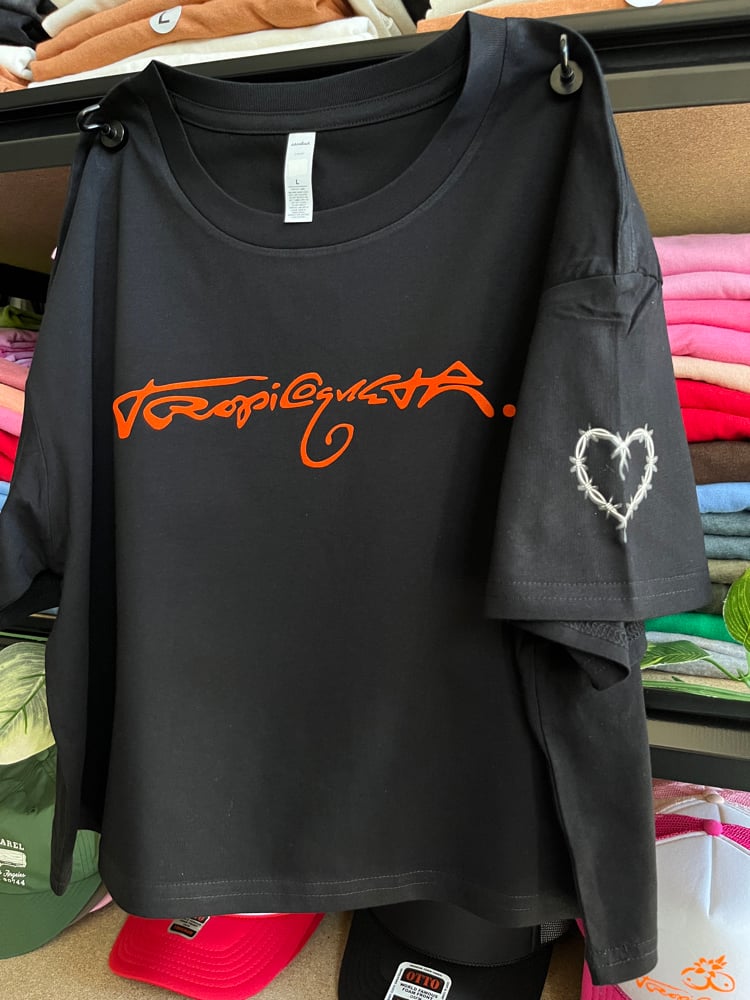 Image of Tropicoqueta Black Crop Top
