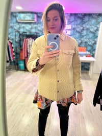 Image 1 of CHAQUETA ACOLCHADA PRIMAVERA BEIG (ANTES 49,90€)