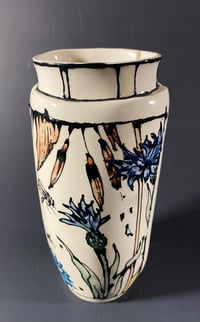 Image 3 of “Cornflower” vase