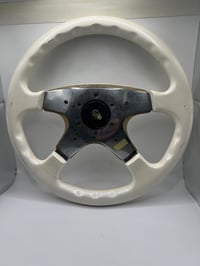 Image 3 of junis steering wheel white