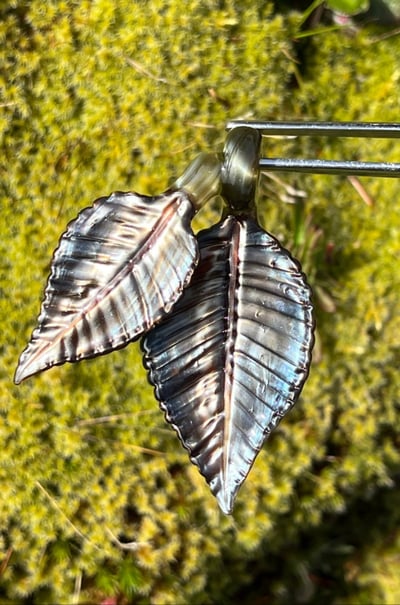 Image of Metallic Double Leaf Pendant