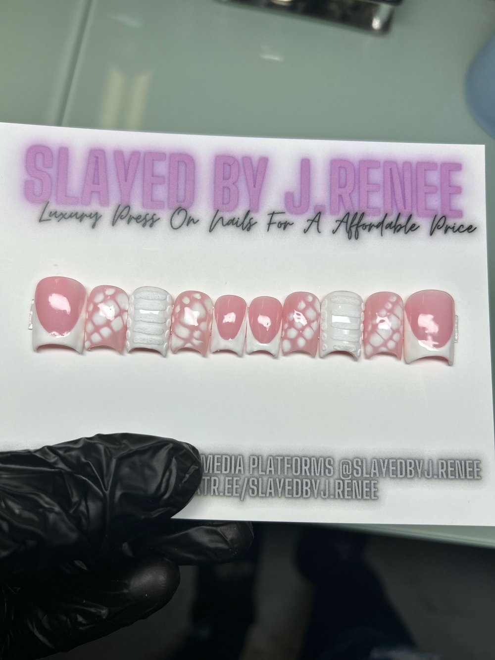 Moon Cut Short French Design 