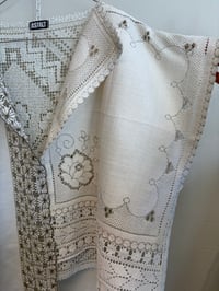 Image 2 of Daisy shirt, touch of grey (one size)