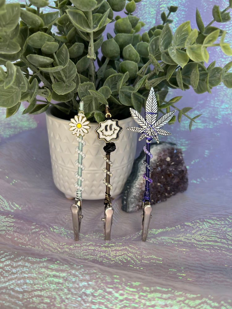 Image of 4 Inch Mini Clips