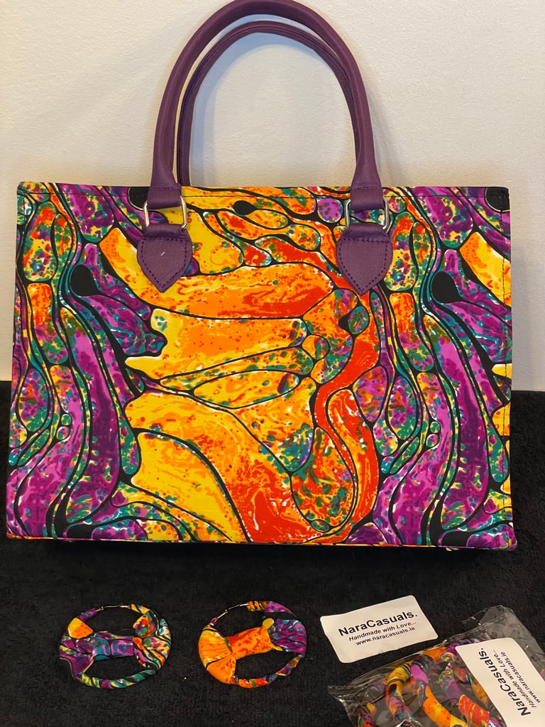 TaMaRa Tote Bag Image 3