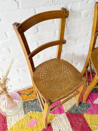 Image 3 of Chaises en bois 