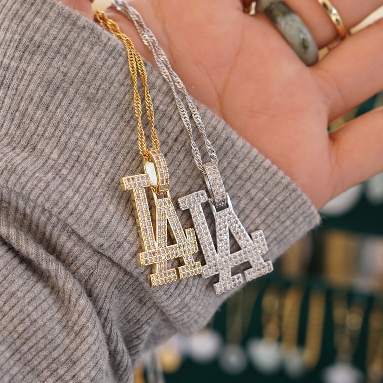 LA necklace 