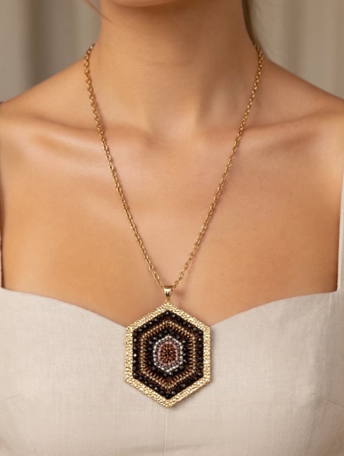 Image of Hexagon Freda necklace 