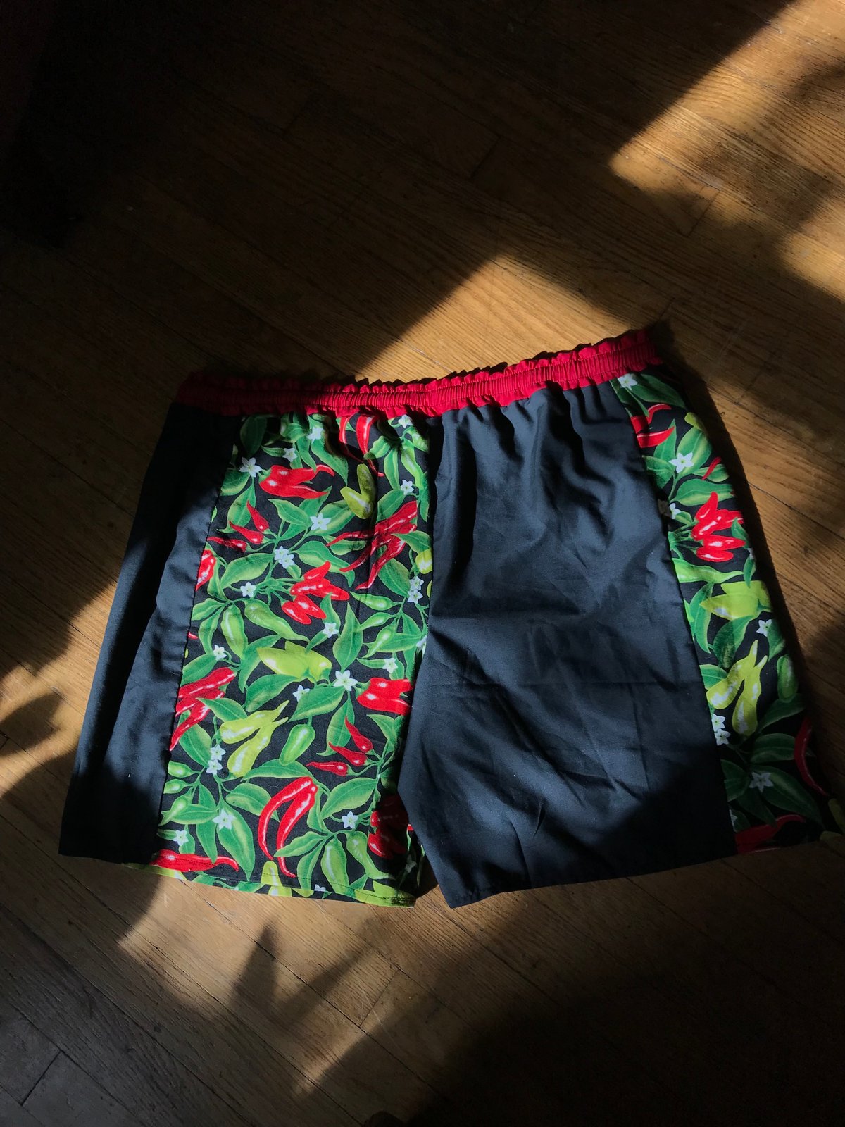 Chili Pepper Shorts, 36”-42” waistband