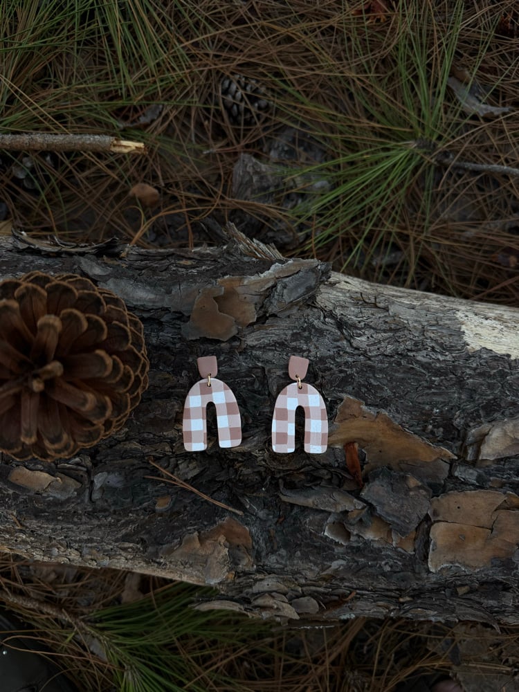 Image of Rusty gingham horse-shoe dangles 