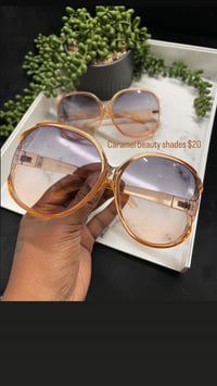 Caramel beauty shades