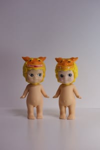 Image 3 of Shisa Twin